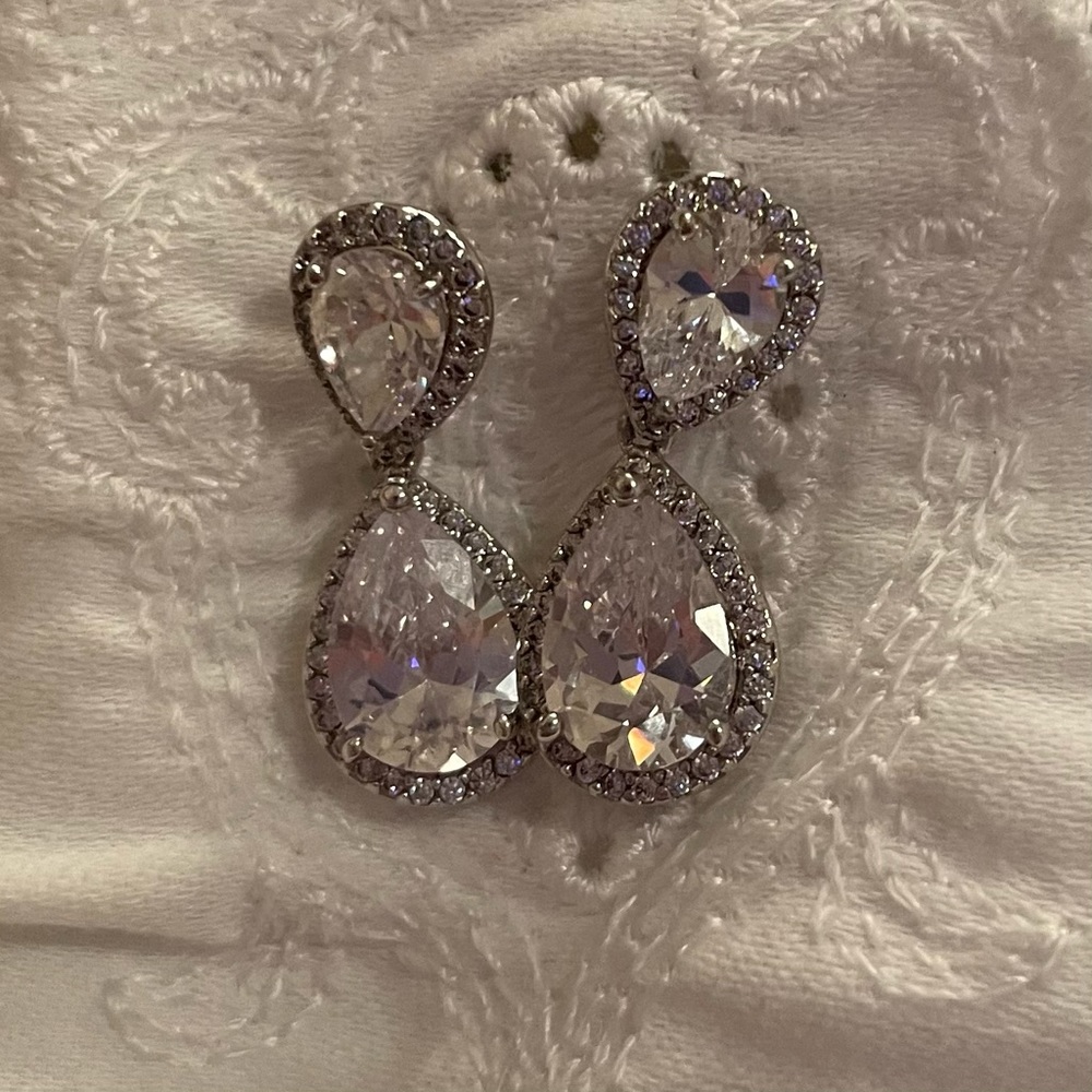 Cubic Zirconia Diamond Huggies